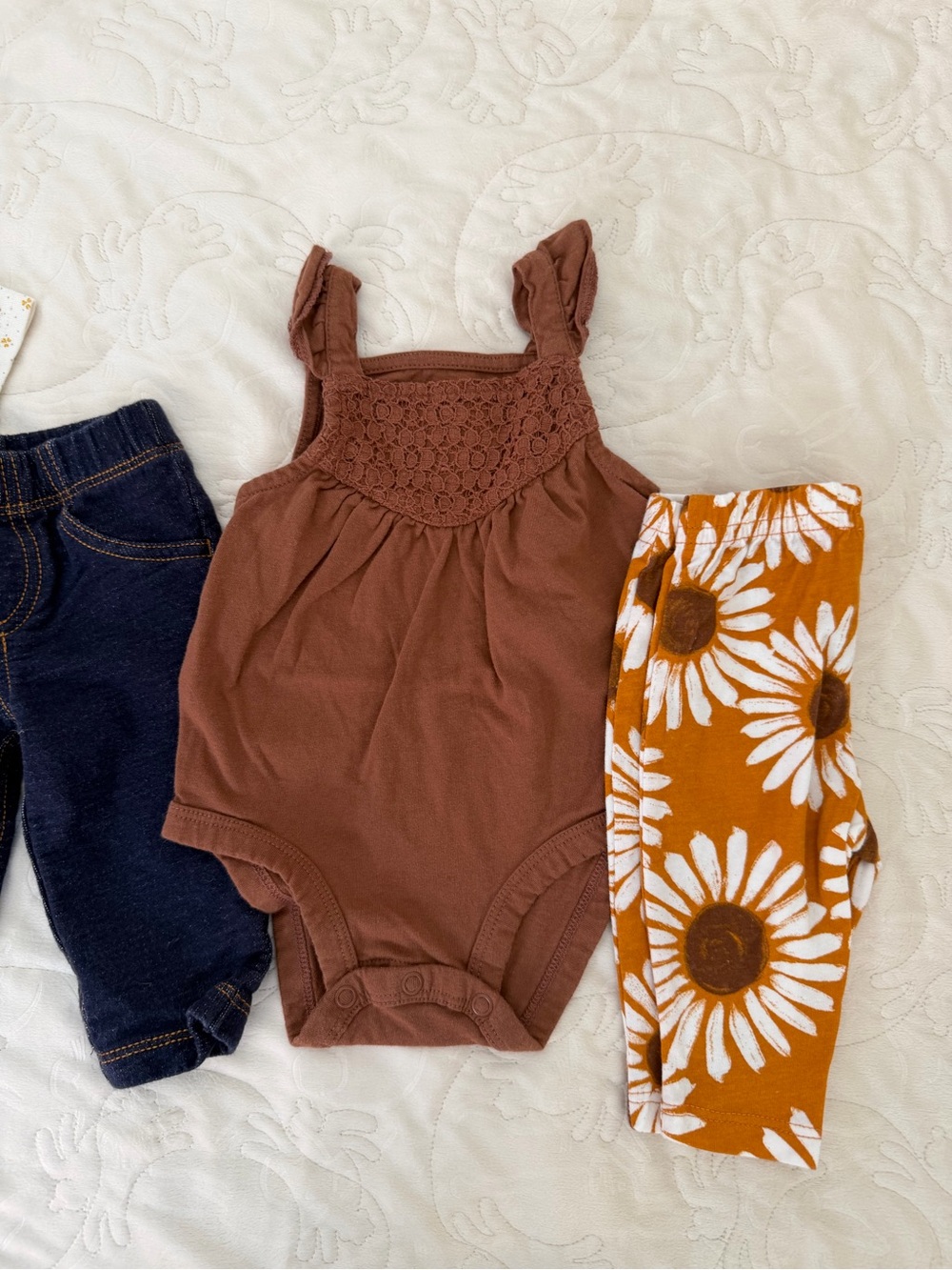 3/$15 | 4 Item Baby Girl 3M Bundle 2 Bodysuits 2 Leggings-Pants - Picture 2 of 4